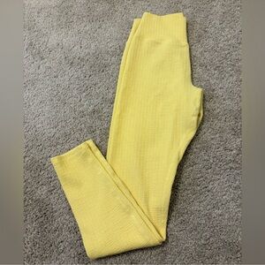 BuffBunny Yellow Leggings